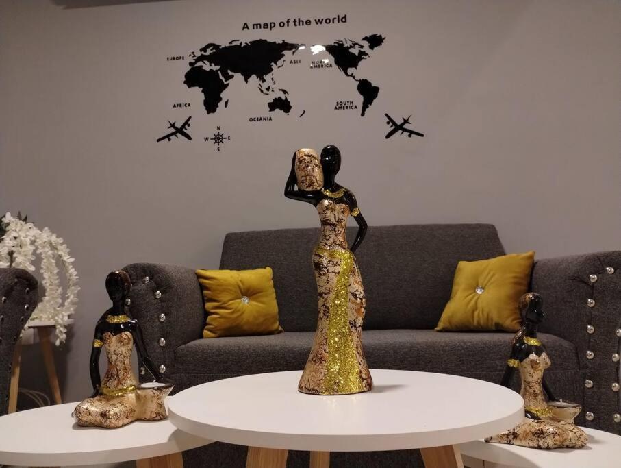 Estrena Casa A Minutos Del Aeropuerto Holiday home Monterrey