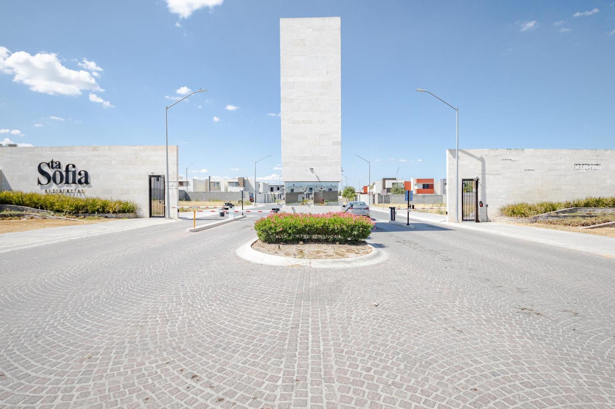 Holiday home Estrena Casa A Minutos Del Aeropuerto *